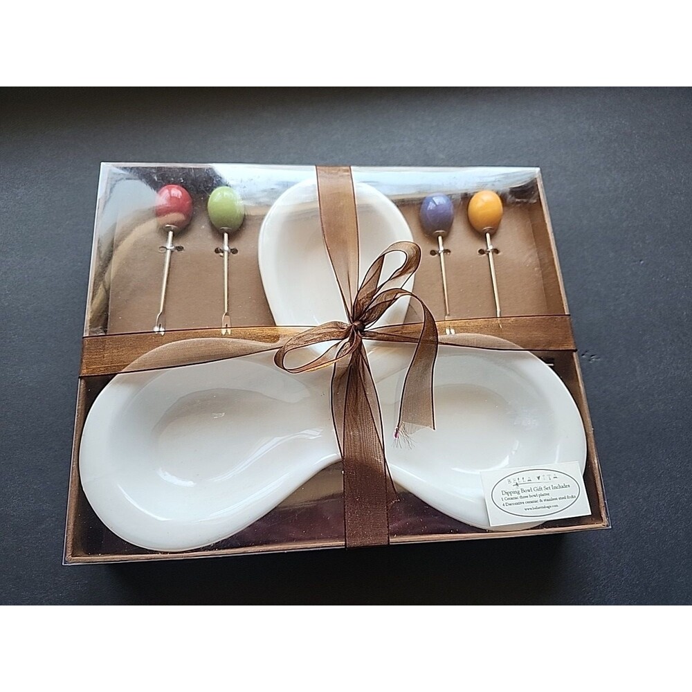 NEW Bella Vita 3 section Dipping Bowl Set with 4 colored Picks